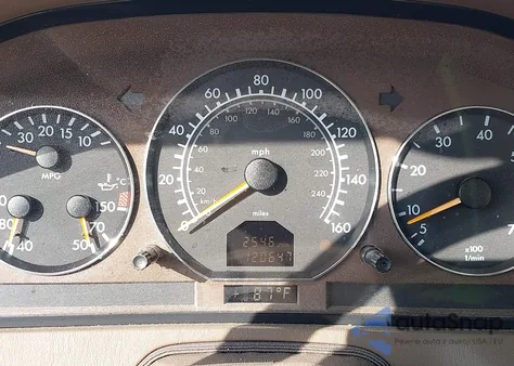 2000 Mercedes-Benz Sl 500 z USA, uszkodzony, nr VIN WDBFA68F6YF194611